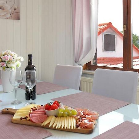 Holiday Home Mons Aureus Gornje Sitno Dış mekan fotoğraf