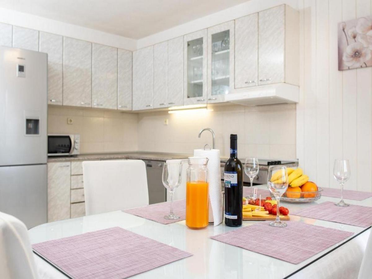 Holiday Home Mons Aureus Gornje Sitno Dış mekan fotoğraf