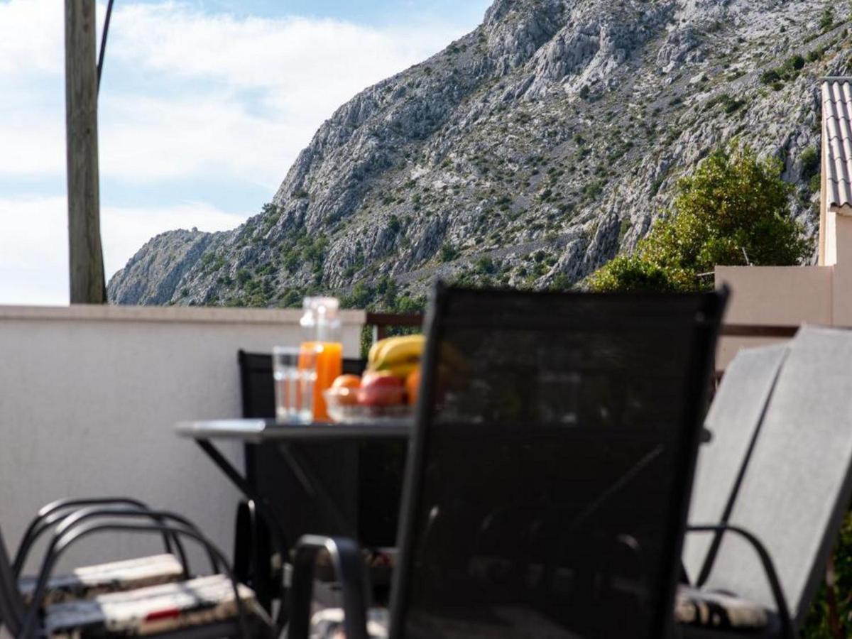 Holiday Home Mons Aureus Gornje Sitno Dış mekan fotoğraf