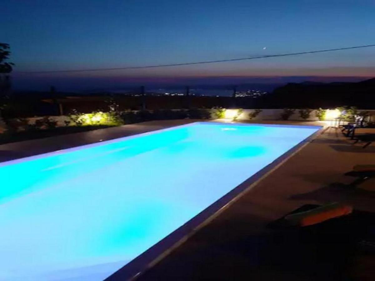 Holiday Home Mons Aureus Gornje Sitno Dış mekan fotoğraf