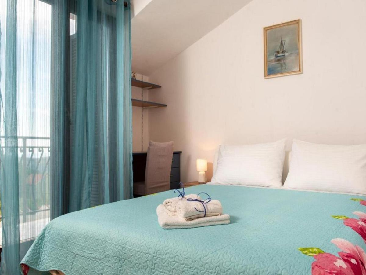 Holiday Home Mons Aureus Gornje Sitno Dış mekan fotoğraf