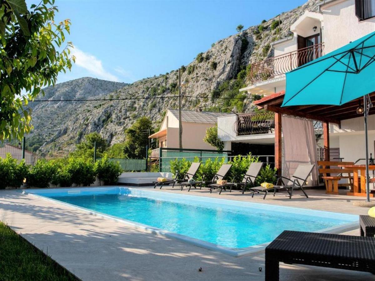 Holiday Home Mons Aureus Gornje Sitno Dış mekan fotoğraf