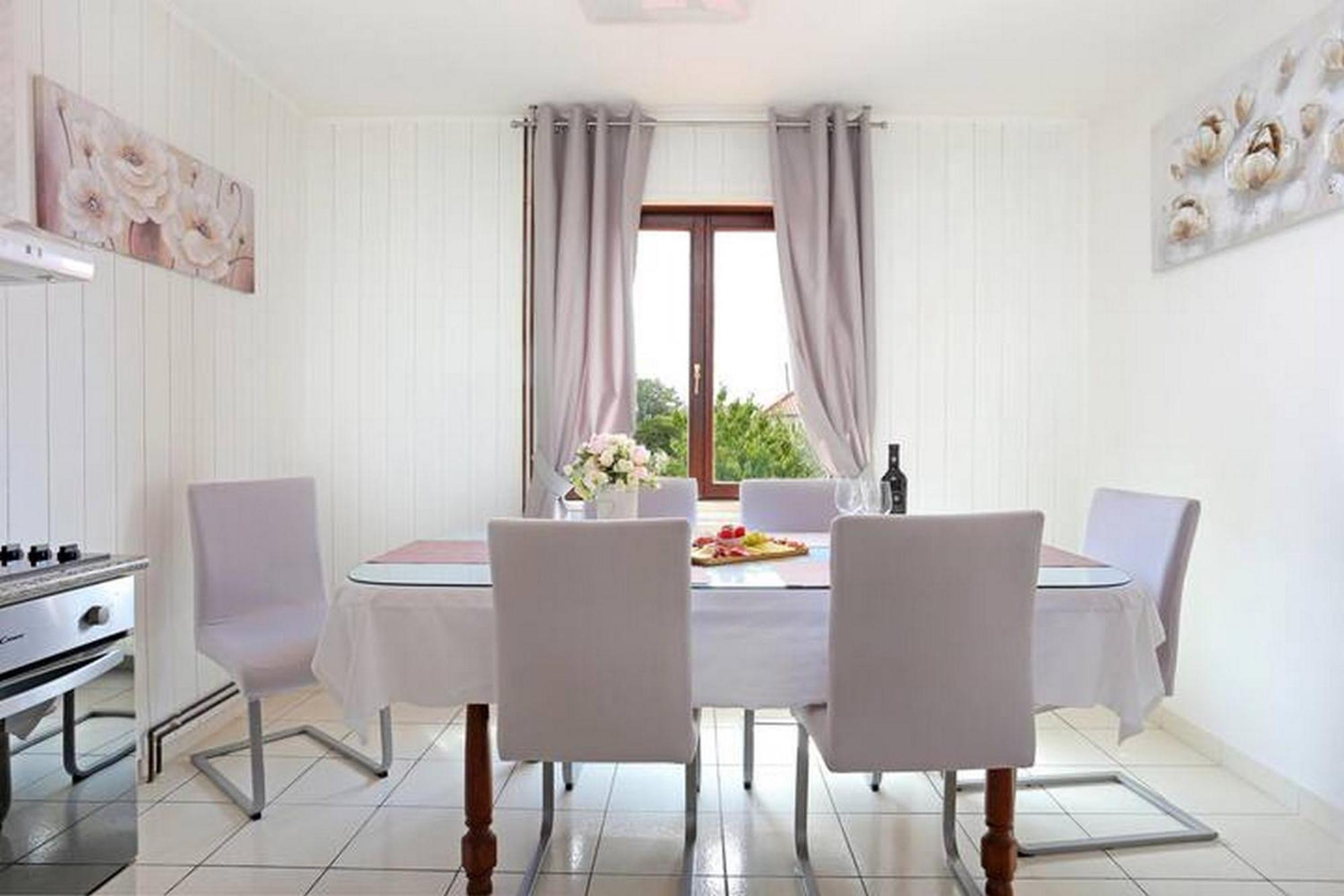 Holiday Home Mons Aureus Gornje Sitno Dış mekan fotoğraf
