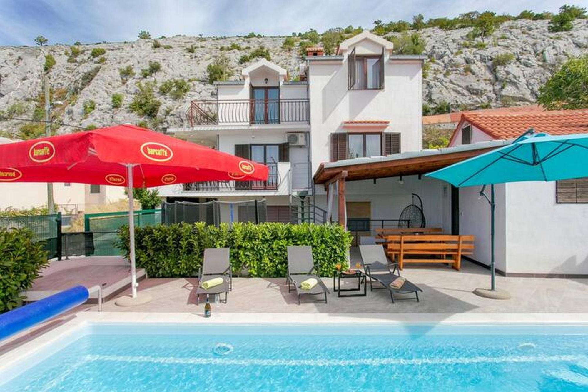 Holiday Home Mons Aureus Gornje Sitno Dış mekan fotoğraf