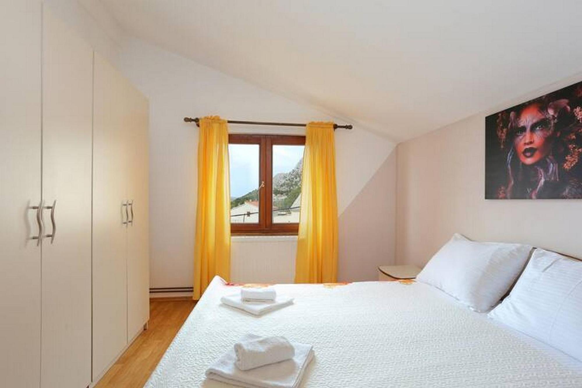 Holiday Home Mons Aureus Gornje Sitno Dış mekan fotoğraf