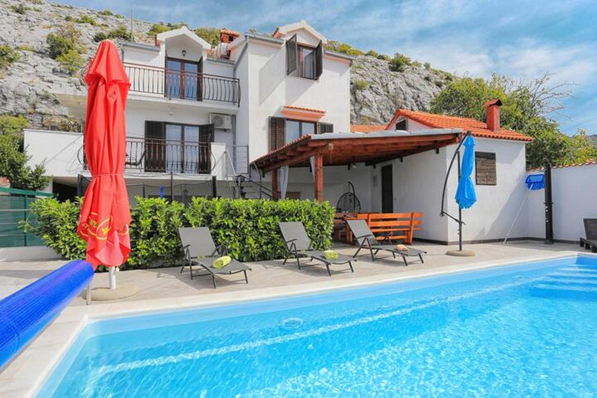 Holiday Home Mons Aureus Gornje Sitno Dış mekan fotoğraf