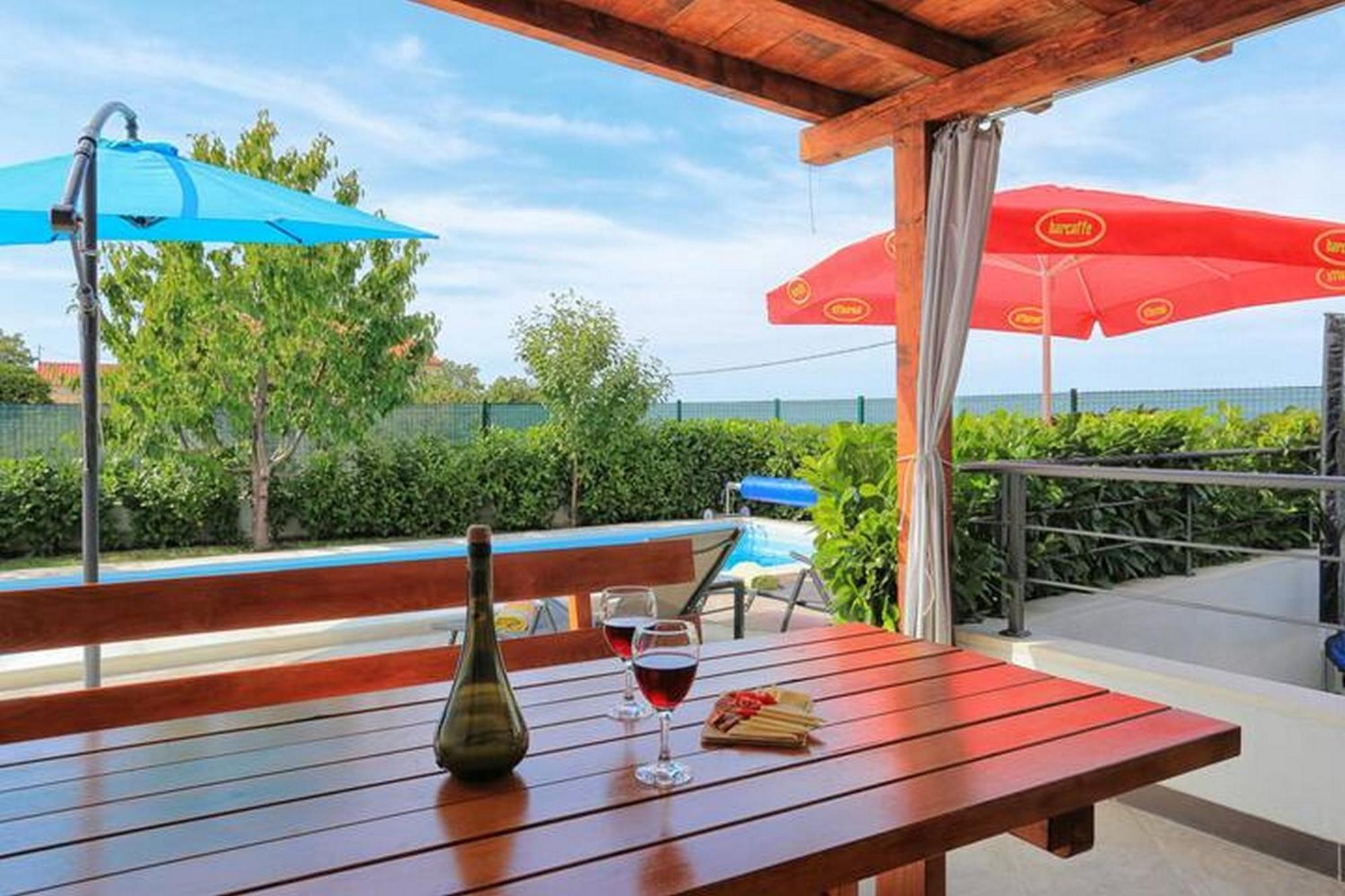 Holiday Home Mons Aureus Gornje Sitno Dış mekan fotoğraf
